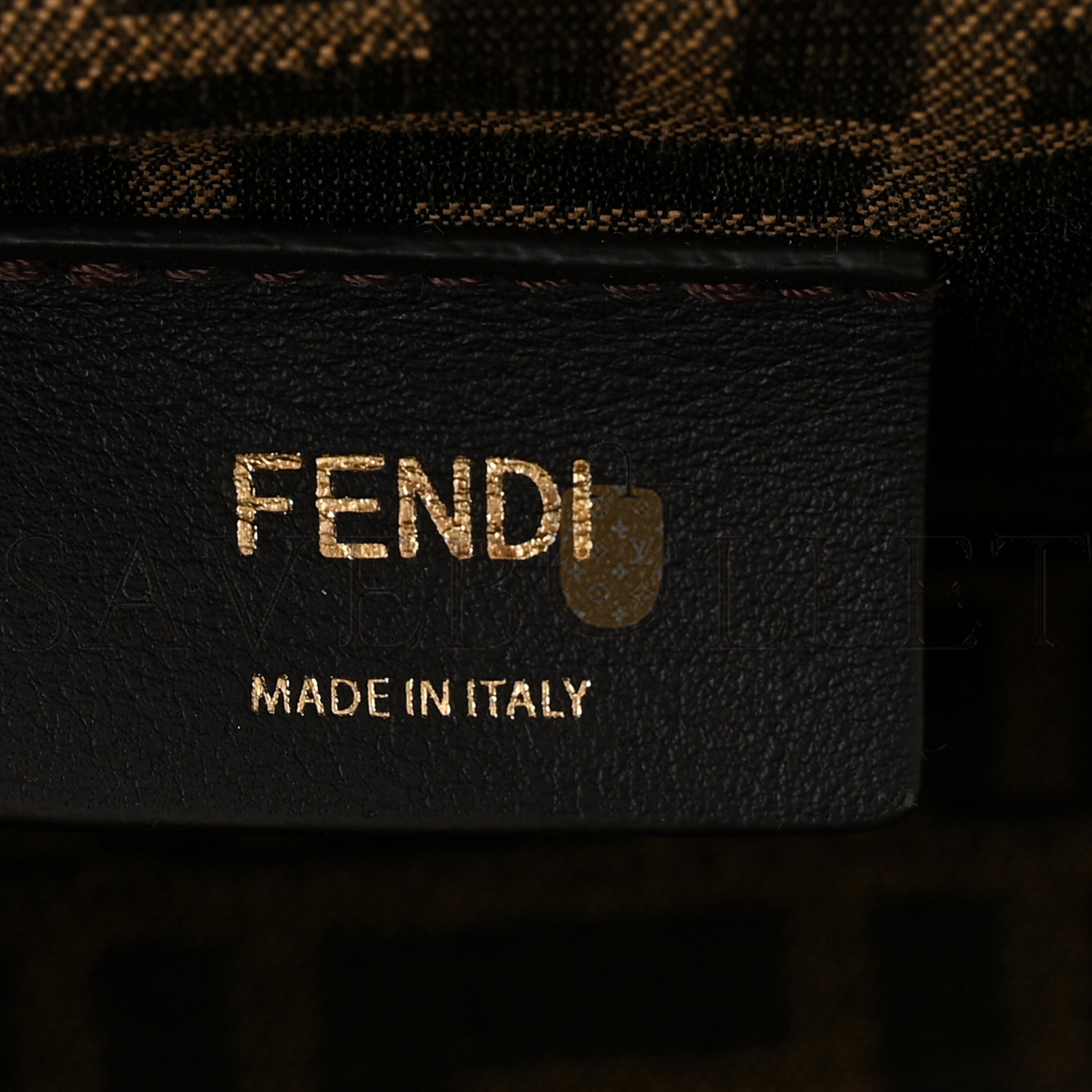 FENDI SHINY NAPPA SMALL FENDI FIRST CARAMELLO (26*18*9.5cm)