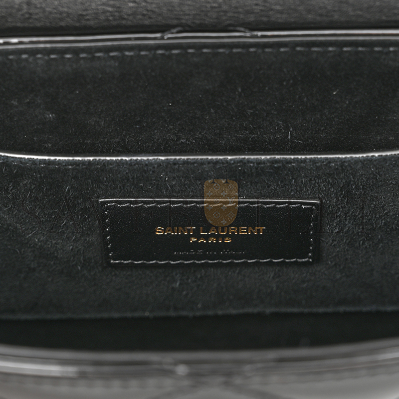 YSL JUNE BOX BAG IN PATENT LEATHER 710080544120 (19*15*8cm)