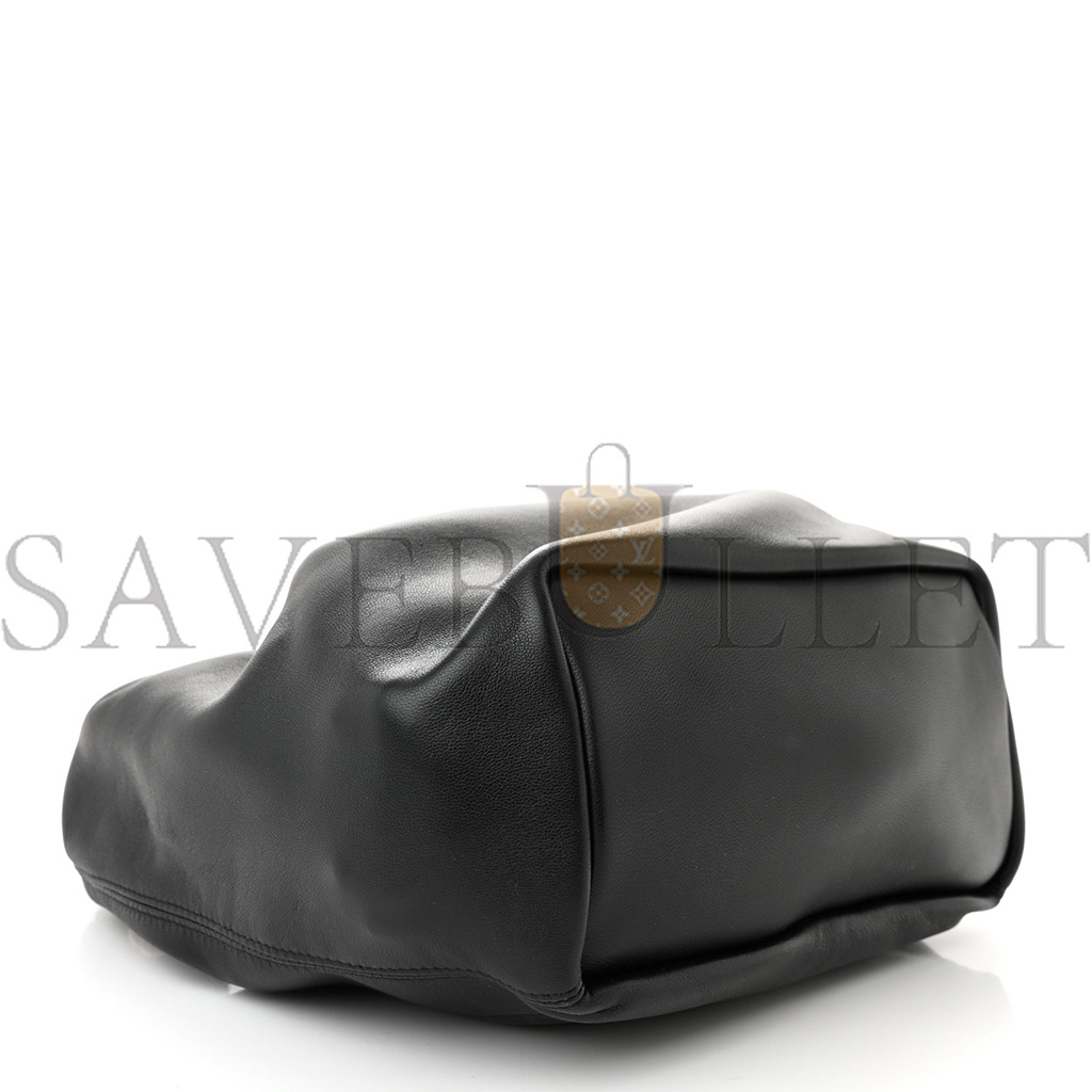 LOEWE NAPPA SMALL SQUEEZE BAG BLACK (23*22*10cm)