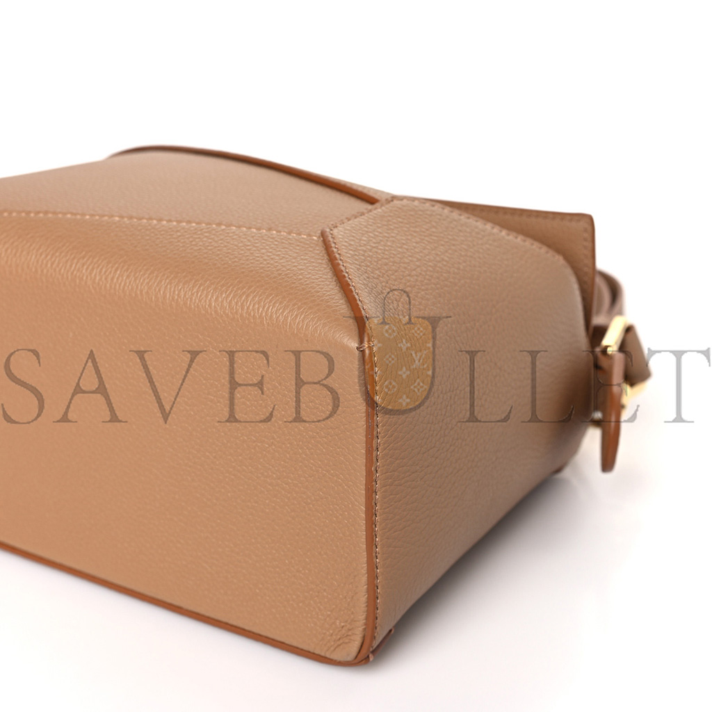 LOEWE GRAINED CALFSKIN SMALL PUZZLE EDGE BAG TOFFEE (24*16.5*10.5cm)