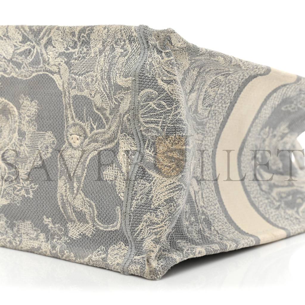 DIOR CANVAS EMBROIDERED MEDIUM DIORIVIERA TOILE DE JOUY BOOK TOTE GRAY (36*25*7cm)